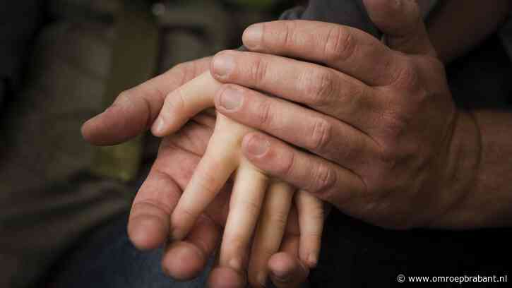 Susanne wanhopig: zoontje Freek (11) zit thuis want hij kan nergens terecht