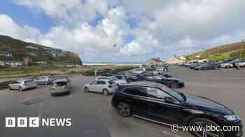 Three free parking days for shoppers in December