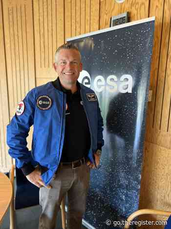 ESA astronaut on the difference between flying in a Soyuz and piloting a Crew Dragon