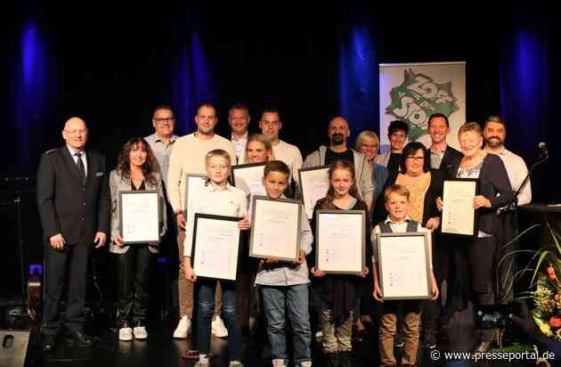 POL-SI: "Danke für Ihr vorbildliches und aufmerksames Handeln": Landrat Andreas Müller zeichnet 13 Menschen für ihre Zivilcourage aus - #polsiwi