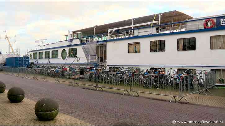 Urk - Oekraïense vluchtelingen op Urk blijven op dezelfde plek, maar krijgen wel nieuw onderkomen