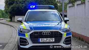 Schwerer Unfall auf der B15 bei Schechen - zwei Personen in Klinik gebracht