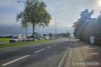 Installatie van slimme verkeerslichten in Kiewit zorgt voor lange file richting Noord-Limburg