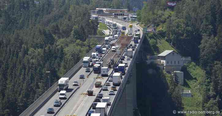 Tirol verlängert Abfahr-Verbot auf Brennerautobahn