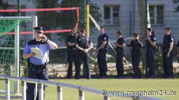 Massenschlägerei in der Kreisliga: Brutalo-Kicker prügeln sich auf dem Feld und im Krankenhaus
