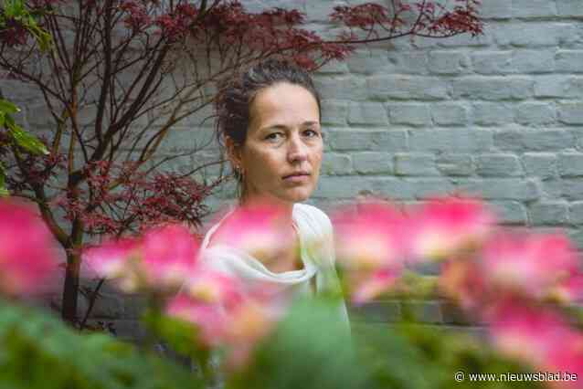 Vanessa Boel verzorgt alternatieve uitvaarten: “Je geliefde een paar dagen thuis  opbaren zit in de lift”