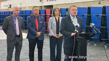 Pinellas schools returning to class Wednesday; Hillsborough to resume school Thursday