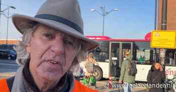 Klachten over aanpassingen van oversteek busbaan bij station Nijmegen: ‘Deze oplossing is voor ons gevaarlijk’