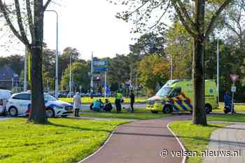 Fietsster aangereden op rotonde in Driehuis