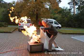 Keine Angst vor Feuer und Uniformen
