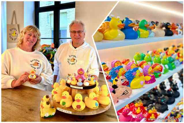 Katrien (58) en Johnny (62) openen ‘Bruges Duck Store’ met overleden (schoon)broer als inspiratiebron: “Hij zou trots zijn”
