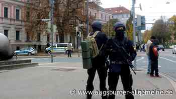 Der Großeinsatz der Polizei in der Augsburger Innenstadt in Bildern