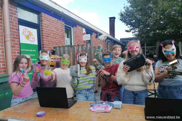 Leerlingen zesde leerjaar zamelen oude elektronische toestellen in: “Meer dan geslaagde actie”