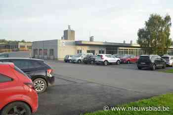 Zestig werknemers verliezen job na sluiting van metaalbedrijf Exel Composites, vakbonden reageren niet verrast: “Bedrijf draaide al jaren verlies”