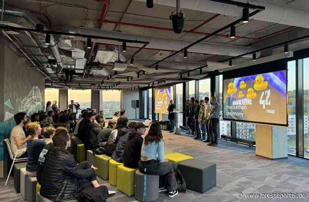 Erster Hackathon des gemeinnützigen Bildungsinstituts 42 Prague drehte sich um innovative und praktische Features für die Apps Škoda Connect und MyŠkoda