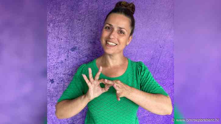 Nienke kreeg twee herseninfarcten, nu helpt ze anderen met gebarentaal