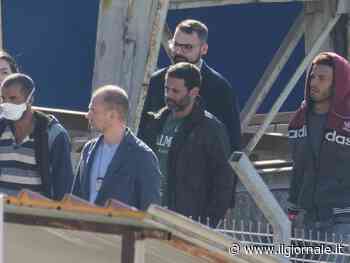 Centro in Albania, cosa c'è dietro l'escamotage dei due migranti "minorenni"