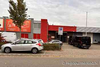 Politie doet onderzoek bij Shurgard aan de van IJsendijkstraat in Purmerend