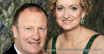 £150k bracelet features in couple's photo-shoot at historic jewellers