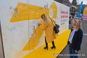 Pelt kreeg als enige Limburgse gemeente een steunmuur voor hartverwarmende boodschappen op Dag tegen Kanker