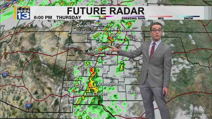 Precipitation ahead with strong winds around New Mexico