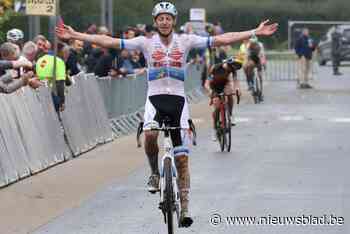 Gretige Michael Vanthourenhout soleert in Ardooie na slipper van kompaan Eli Iserbyt: “We konden als ploeg het verschil maken”