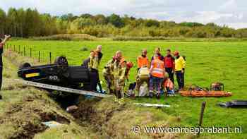 112-nieuws: brand in huis • auto ondersteboven in sloot