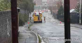 People told to stay indoors and businesses close after 'industrial' fire