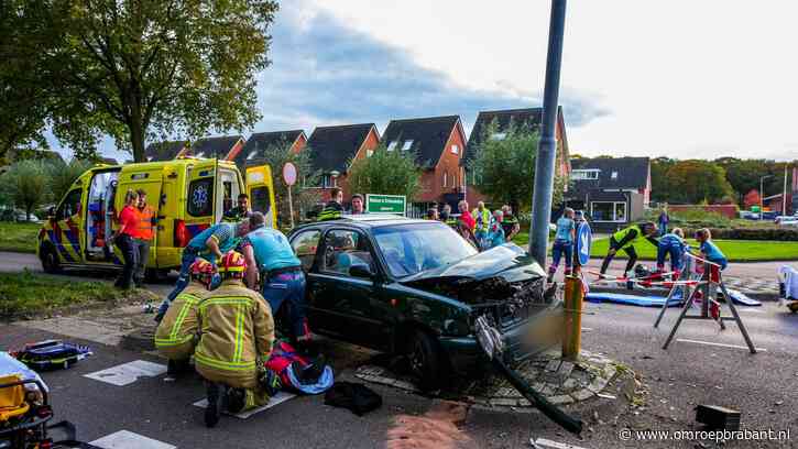 Twee zwaargewonden bij auto-ongeluk, bestuurder aangehouden