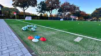 Auf dieser Sportanlage im Harz kann wieder gekickt werden
