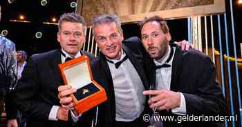 Dwars door de lage landen wint Gouden Televizier-Ring 2024: ‘Vanavond zijn wij Amsterdammers’