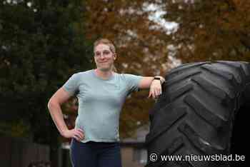 Bella (38) is intersekse: “Mijn ouders hebben me nooit iets verteld”