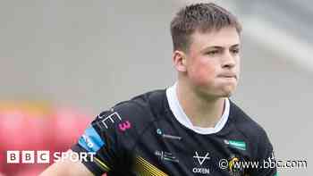 Leigh sign Towse from York for 2025