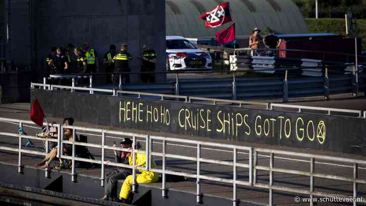 Protestacties tegen én voor cruiseschip MSC Virtuosa bij sluis IJmuiden verwacht