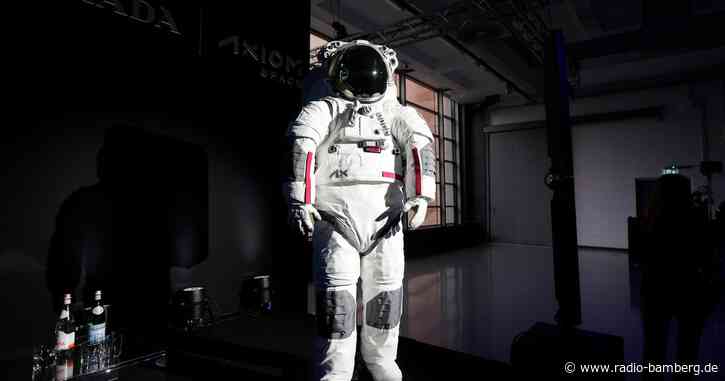 Prada stattet Astronauten aus