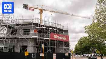 Time stands still at Perth construction site as deregistered builder racks up unpaid bills to creditors