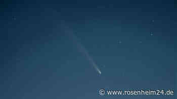 Doppeltes Himmelsspektakel: Das sind die schönsten Leser-Fotos von Komet und Supermond