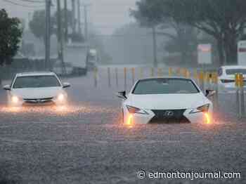 David Staples: It's risky for Smith to question Trudeau's climate narrative, but it might save our economy
