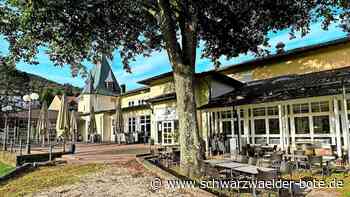 Direkt neben Bad Herrenalber Kurhaus: Wieso  sind Türen des Parkrestaurants geschlossen?