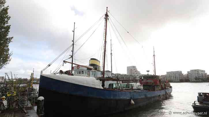 Hoeben RDM Kampen sloopt vissersschepen van weleer