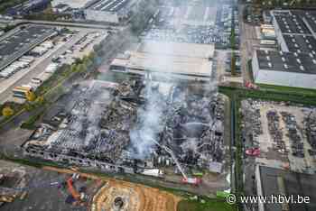 Tongers eierbedrijf zal zo snel mogelijk uit as herrijzen: “We willen niet dat de buren in de stank zitten”