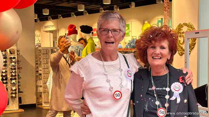 Marian en Marie-Jose 100 jaar bij Hema. 'Ik wilde er eigenlijk niet werken'