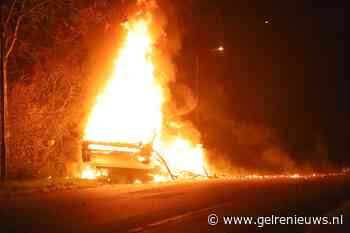 Caravan in de brand langs de A12