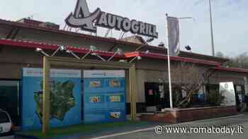 La notte da incubo di un camionista: aggredito, rapinato e sequestrato, viene "scaricato" a Tor Sapienza