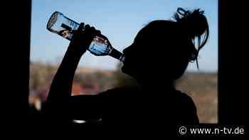 Einfach mal kein Alkohol?: Warum die Normalität des Trinkens so gefährlich ist