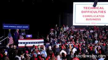 A failed mic leaves Donald Trump pacing the stage in silence for nearly 20 minutes