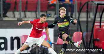 Jerdy Schouten loopt opnieuw blessure op, PSV-trainer Peter Bosz verwacht zondag duidelijkheid