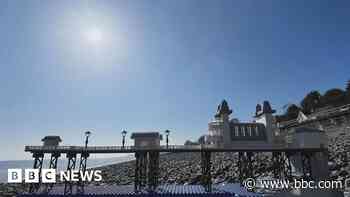 'Lego Banksy' architect recreates Welsh landmarks