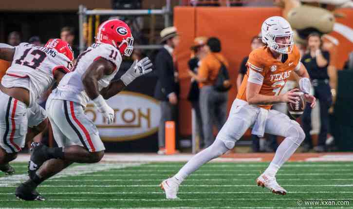 No. 5 Georgia hands No. 1 Texas its 1st loss of the season after trash thrown on field