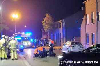 Motorrijder rijdt achteraan in op auto: bestuurder zwaargewond naar ziekenhuis